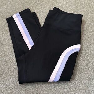 POP Fit 🩷Cropped Leggings